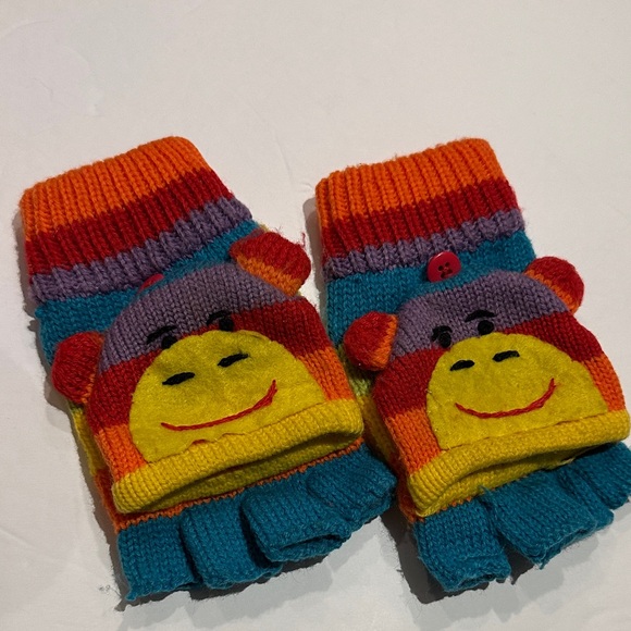 Claire’s Colorful Monkey Earmuffs and Gloves/mitten Set - Picture 5 of 8